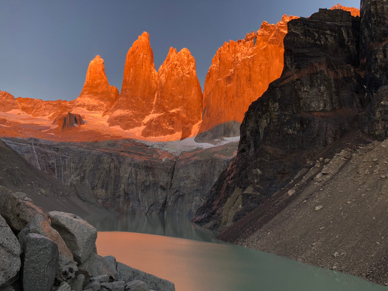Die Torres del Paine Türme beim Sonnenaufgang